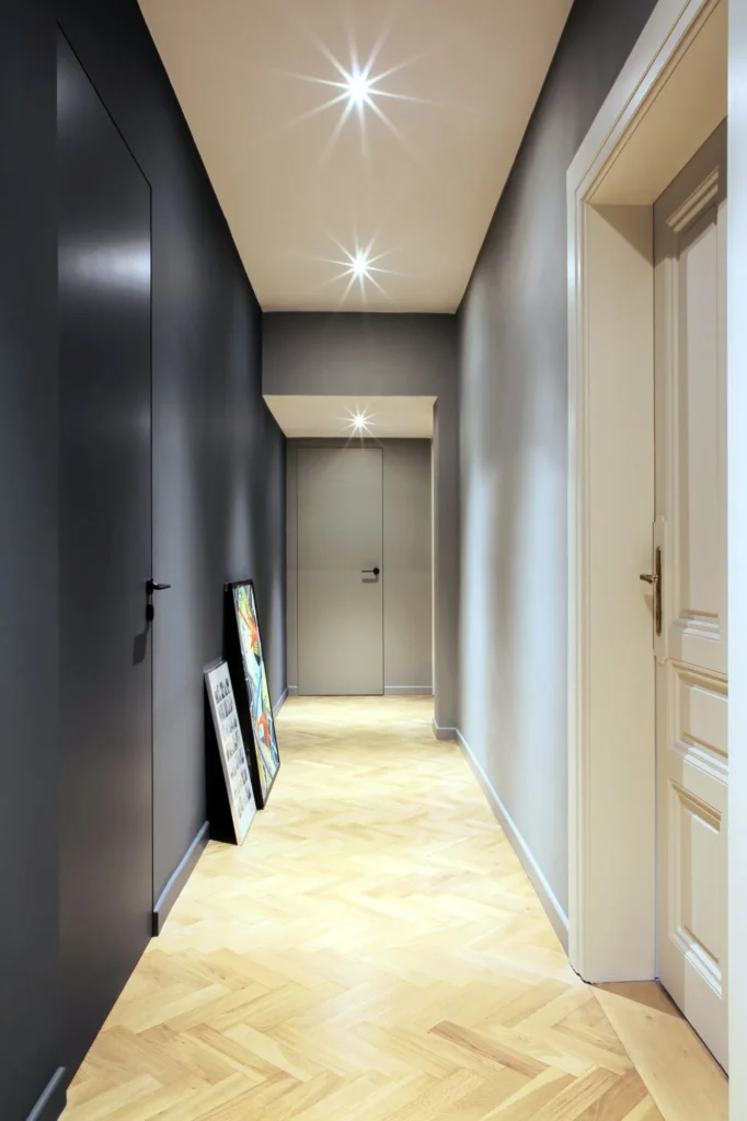 Dveře se skrytými zárubněmi/ Interiérový design Praha Olina Puchalová