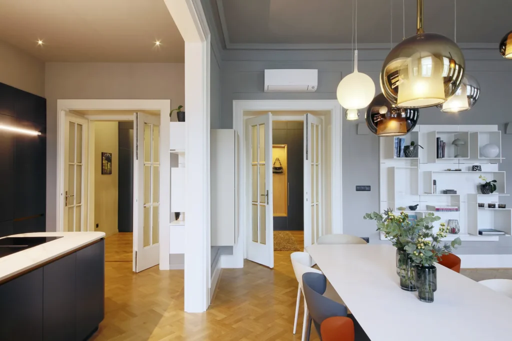 Historický byt po kompletní rekonstrukci/ Interiérový designer Praha Olina Puchalová